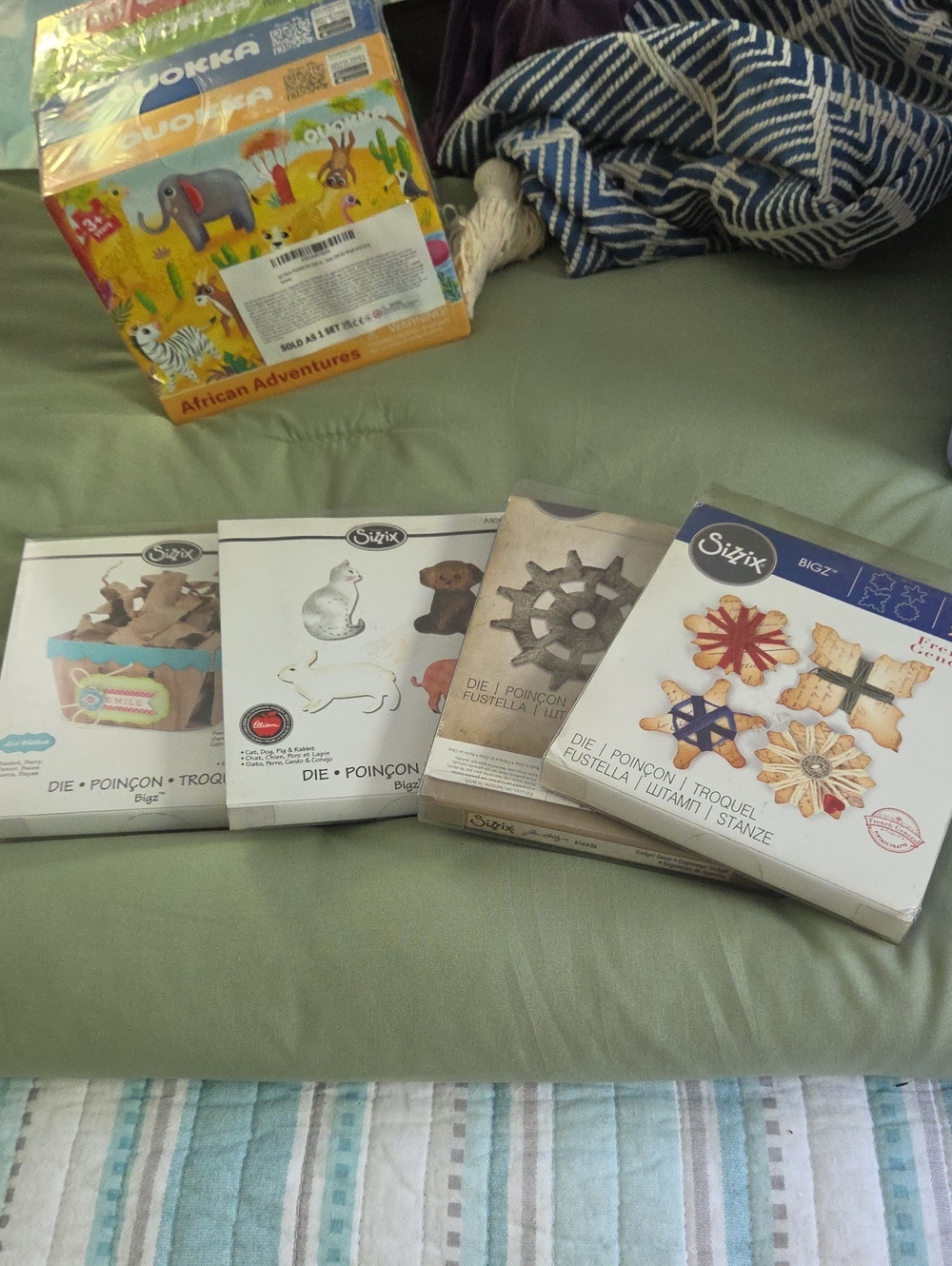 Sizzix Die Cut Shapes Set with Blue, Green, White, Yellow Packaging